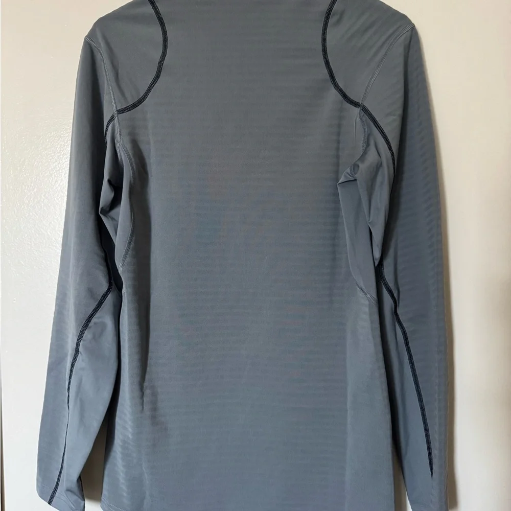 Nike Pro Dri-FIT and Combat Shirt Collection - Gray and Black - Picture 5 of 12